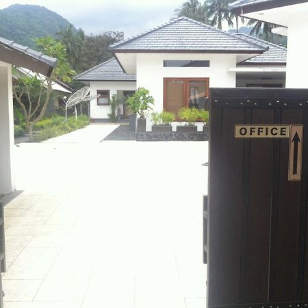 Dream Estate Resort Senggigi Extérieur photo