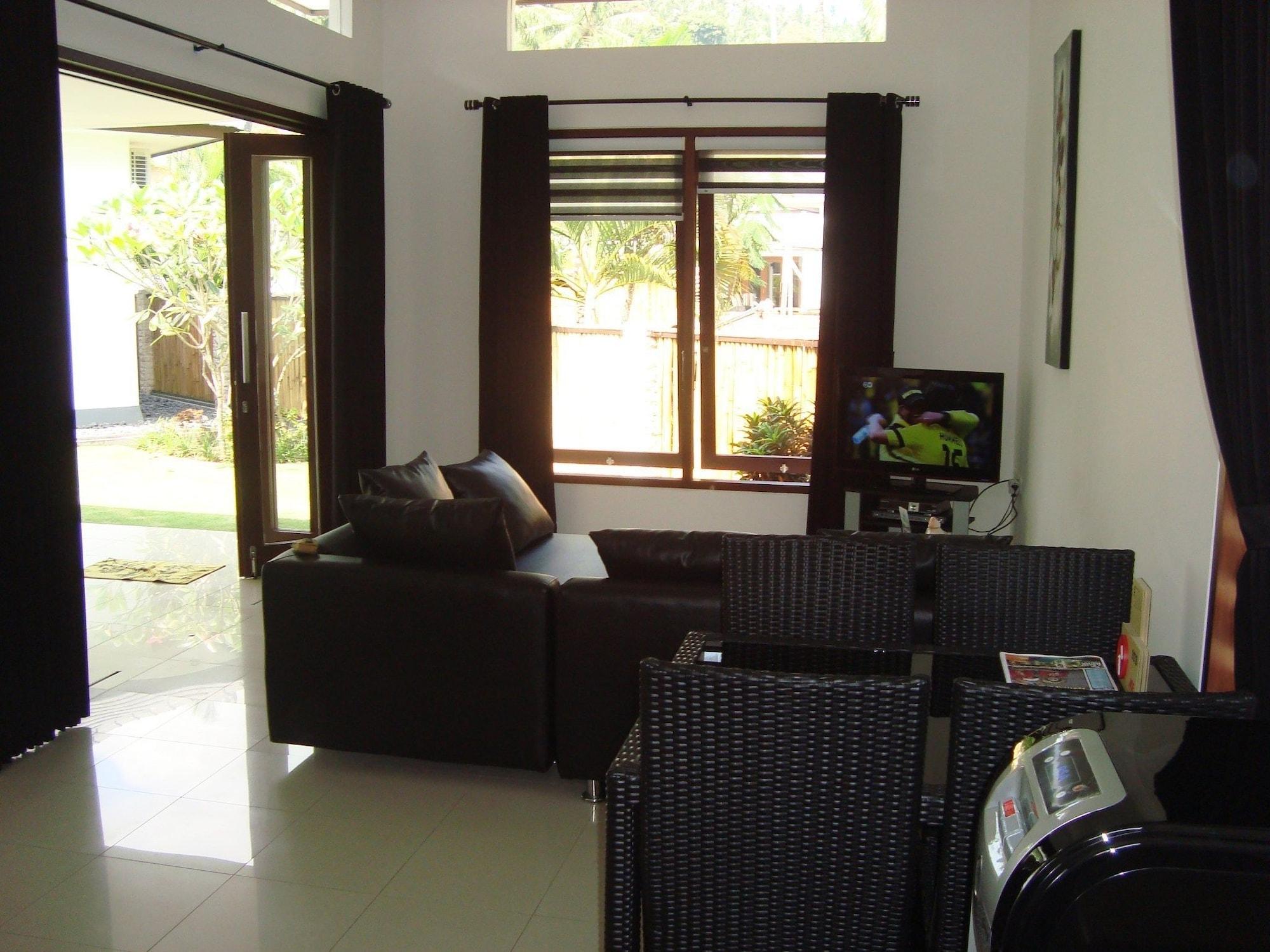 Dream Estate Resort Senggigi Extérieur photo
