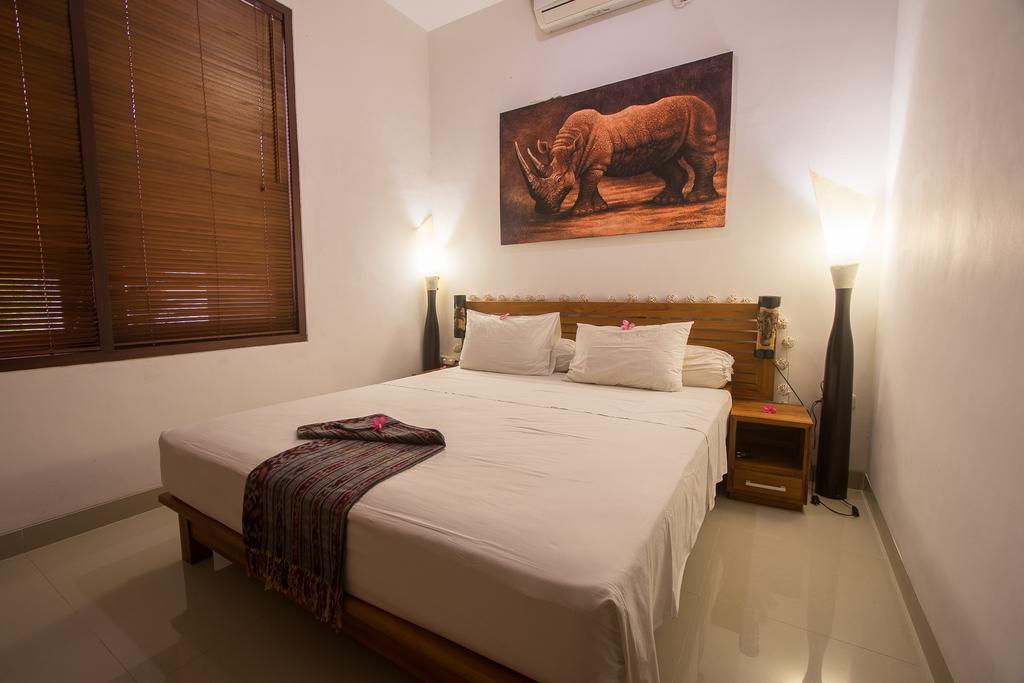 Dream Estate Resort Senggigi Extérieur photo