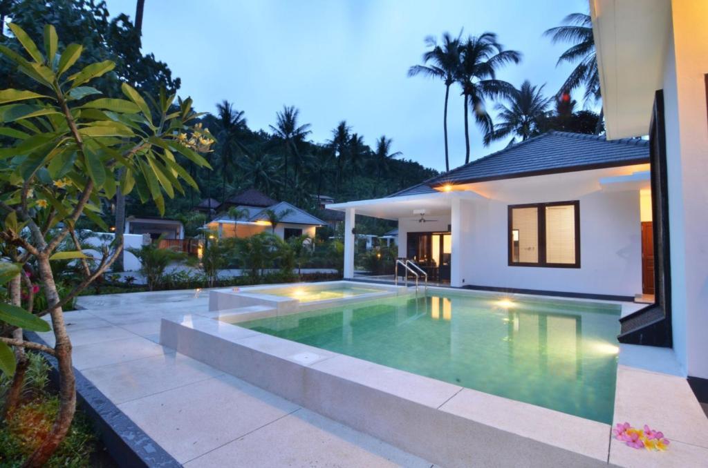 Dream Estate Resort Senggigi Chambre photo