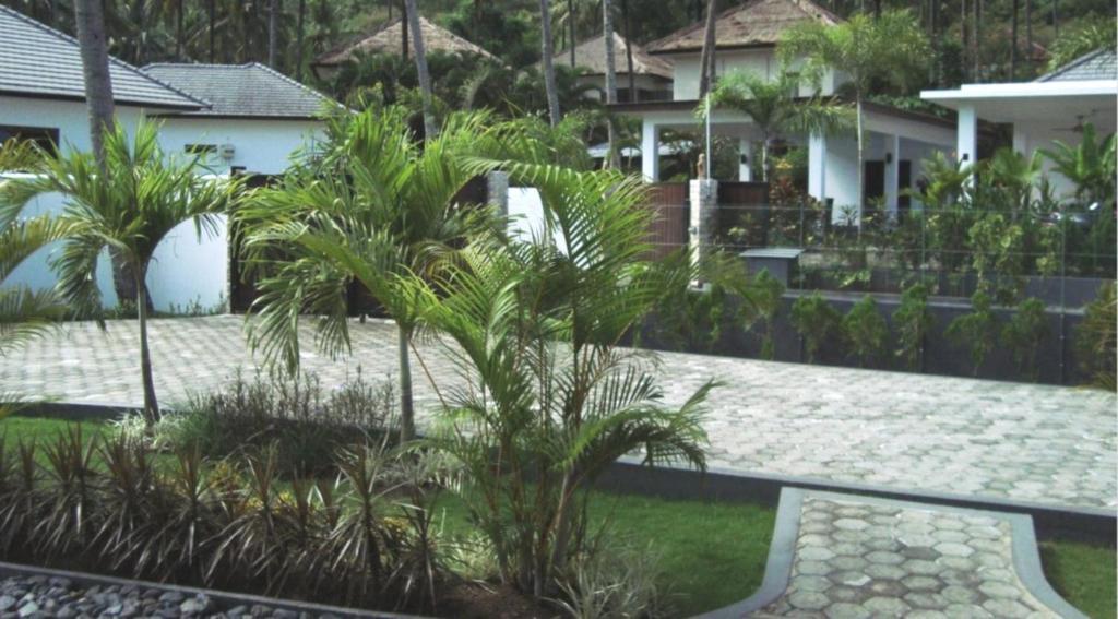 Dream Estate Resort Senggigi Chambre photo