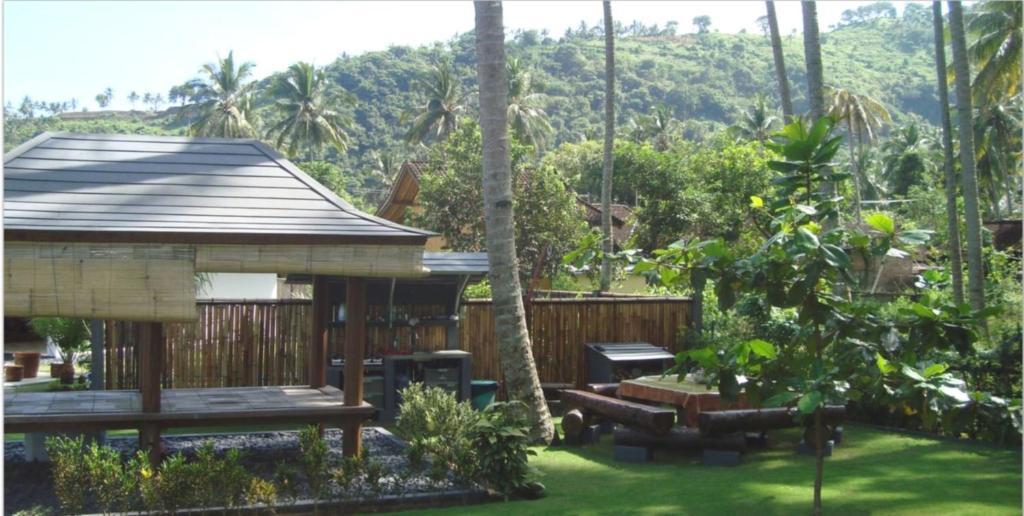 Dream Estate Resort Senggigi Extérieur photo